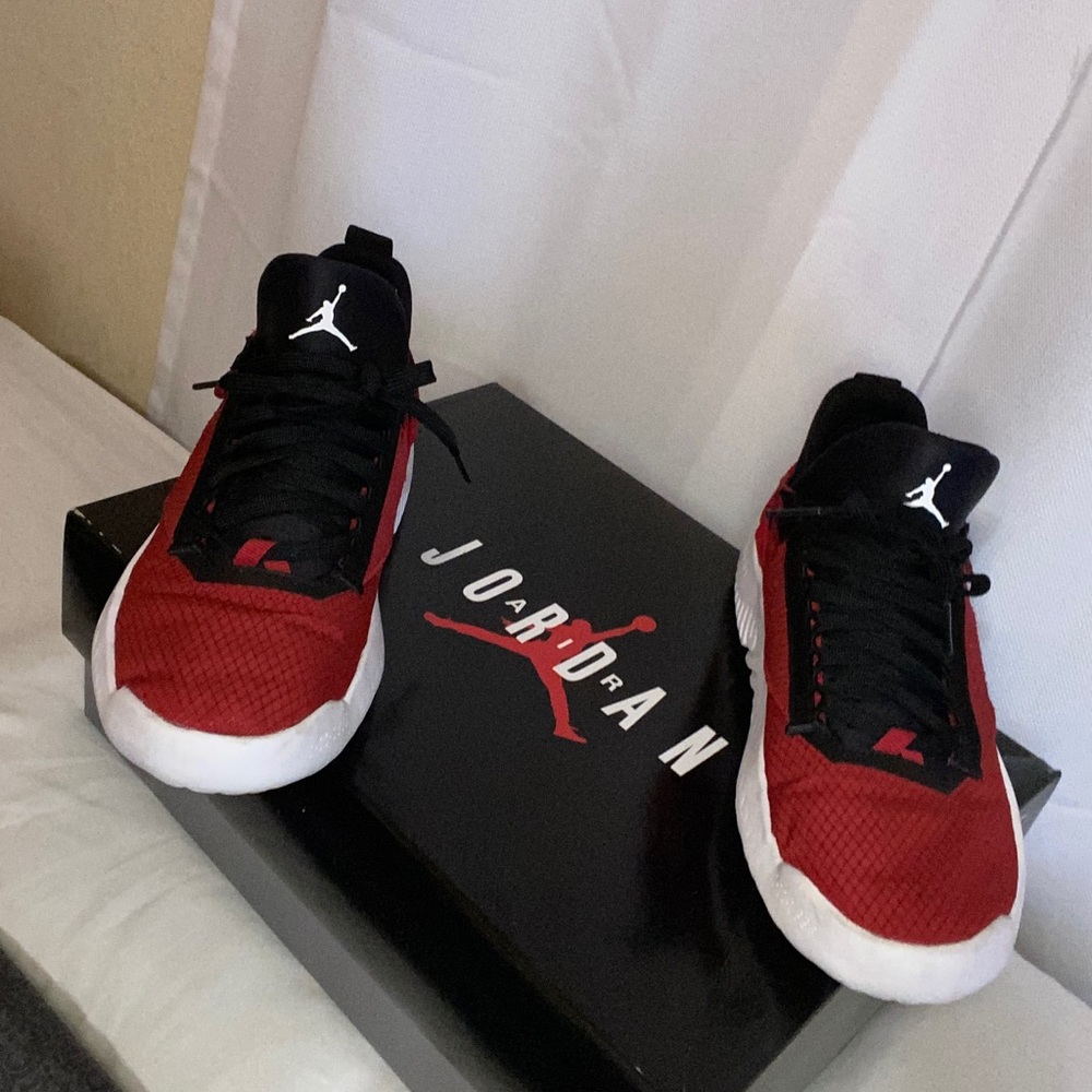 AIR JORDAN 9 RETRO